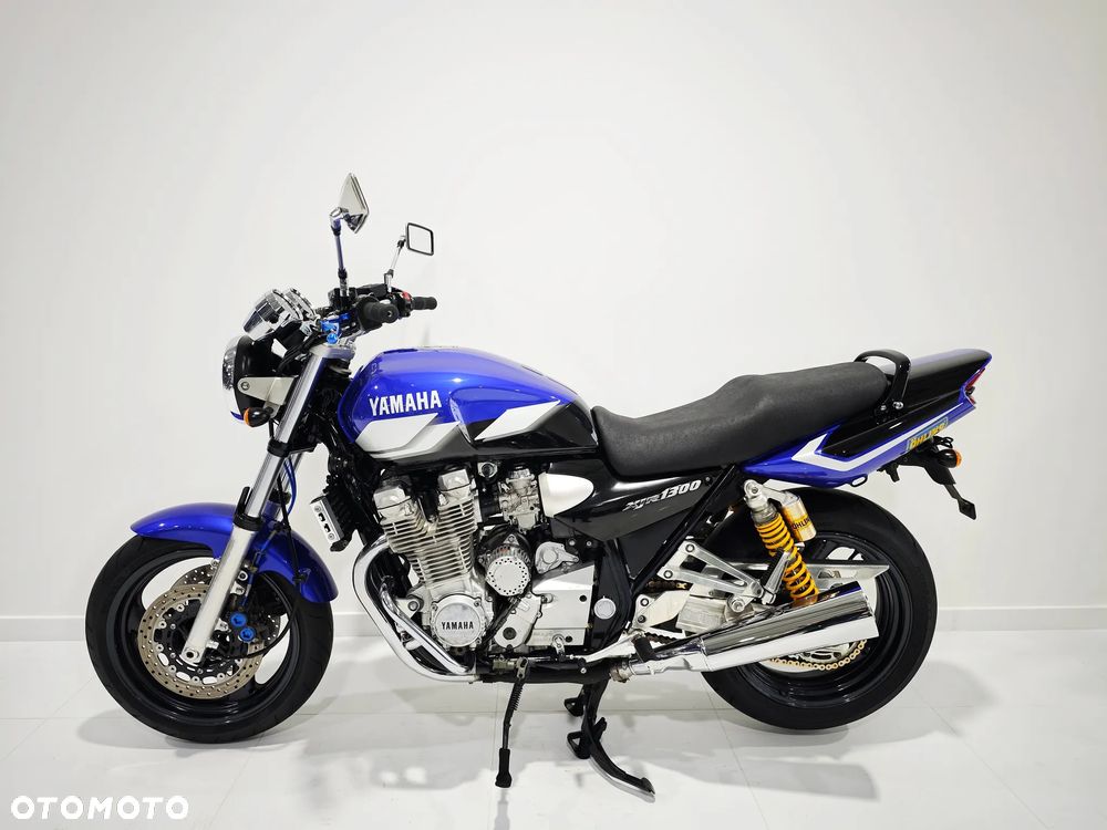 Yamaha XJR - 5