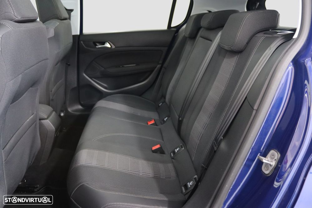 Peugeot 308 1.2 PureTech Allure - 16
