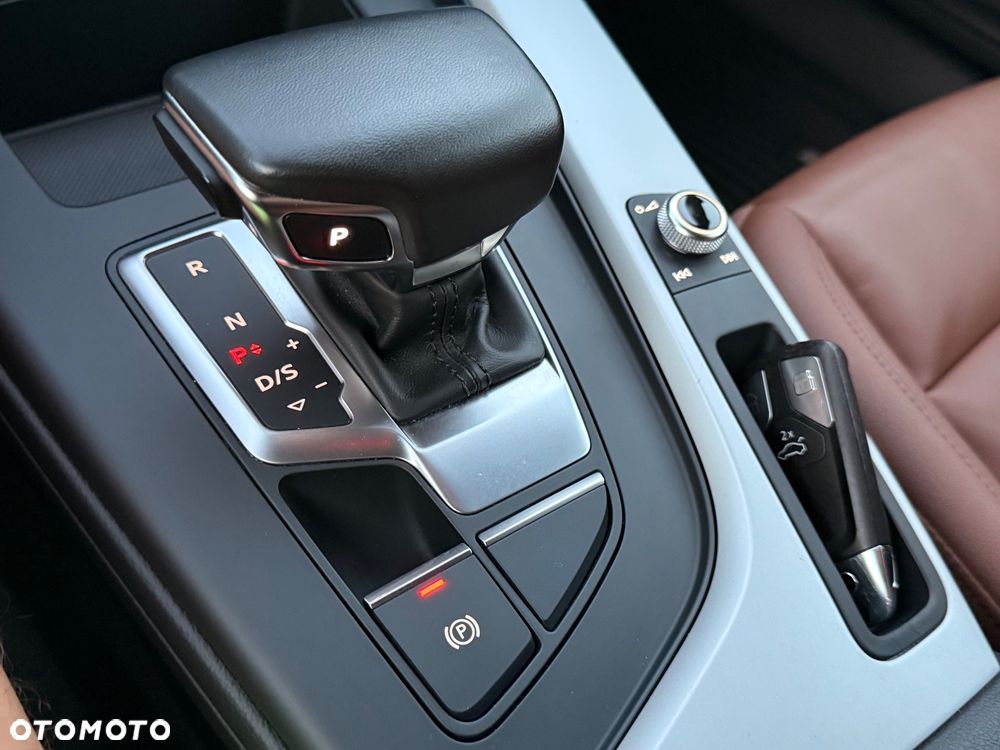 Audi A4 Avant 35 TDI S tronic S line - 17