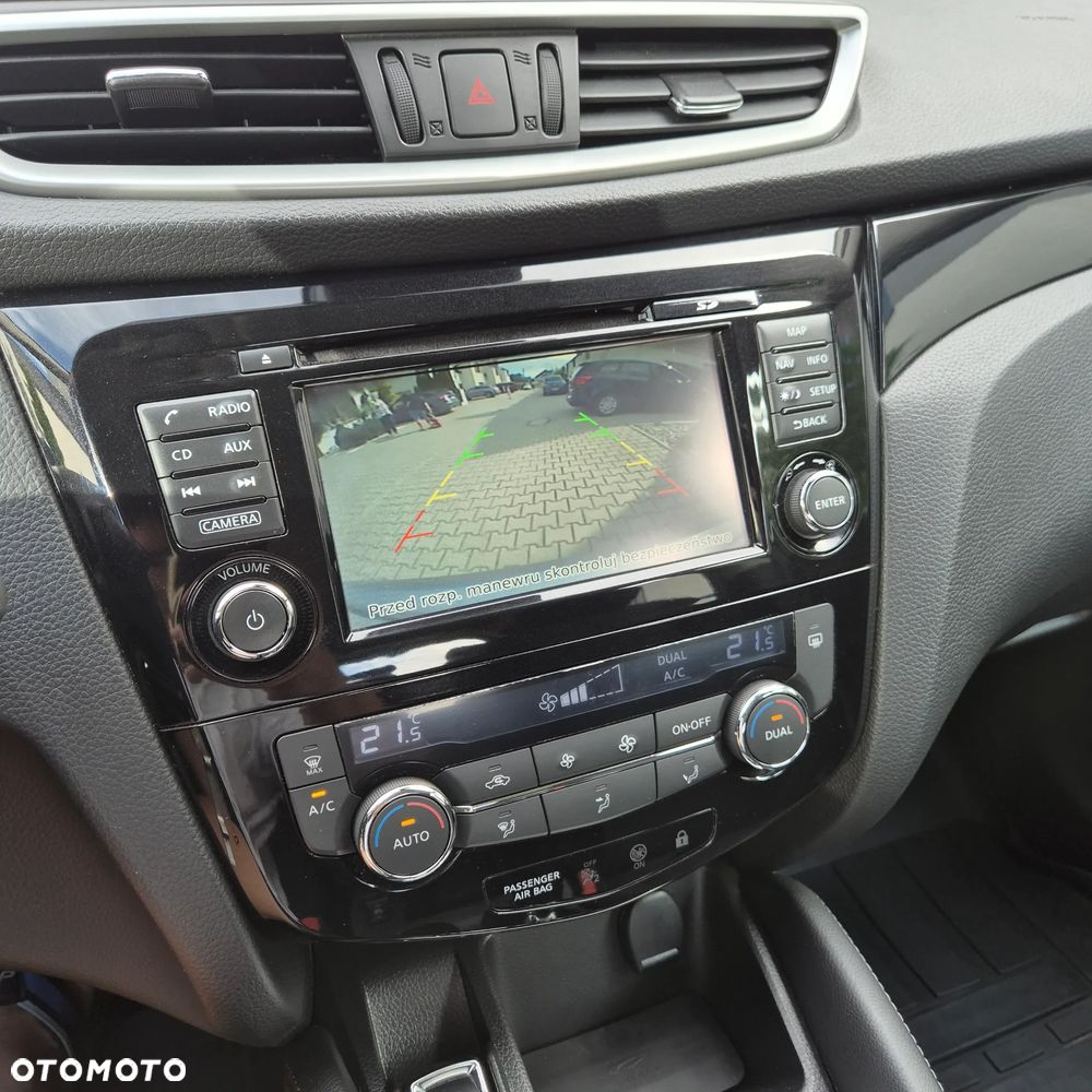 Nissan Qashqai 1.2 DIG-T Acenta Xtronic EU6 - 29