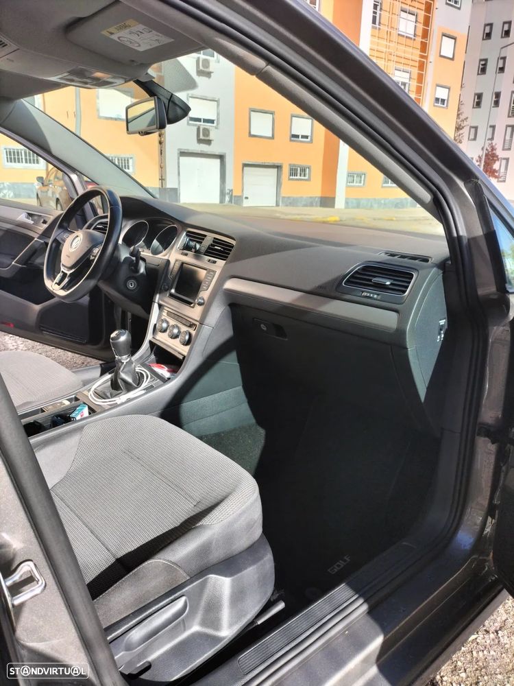 VW Golf Variant 1.6 TDi BlueMotion Confortline - 9