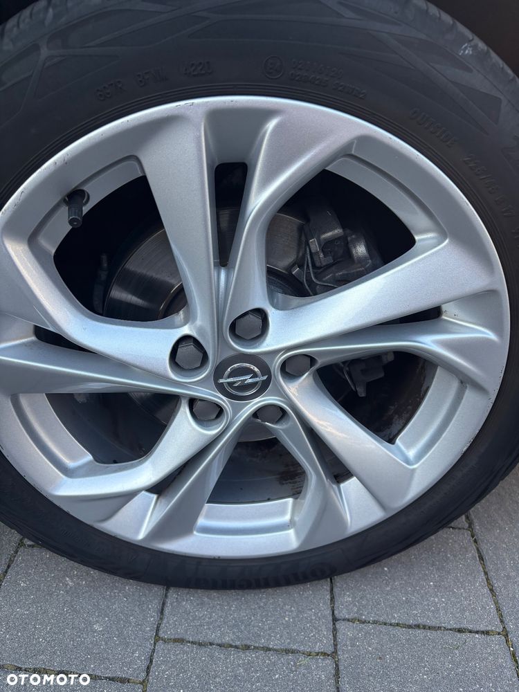 Opel Astra V 1.2 T GS Line S&S - 10