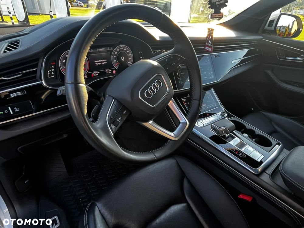 Audi Q8 SUV TFSI quattro 250 kW tiptronic S line business - 37