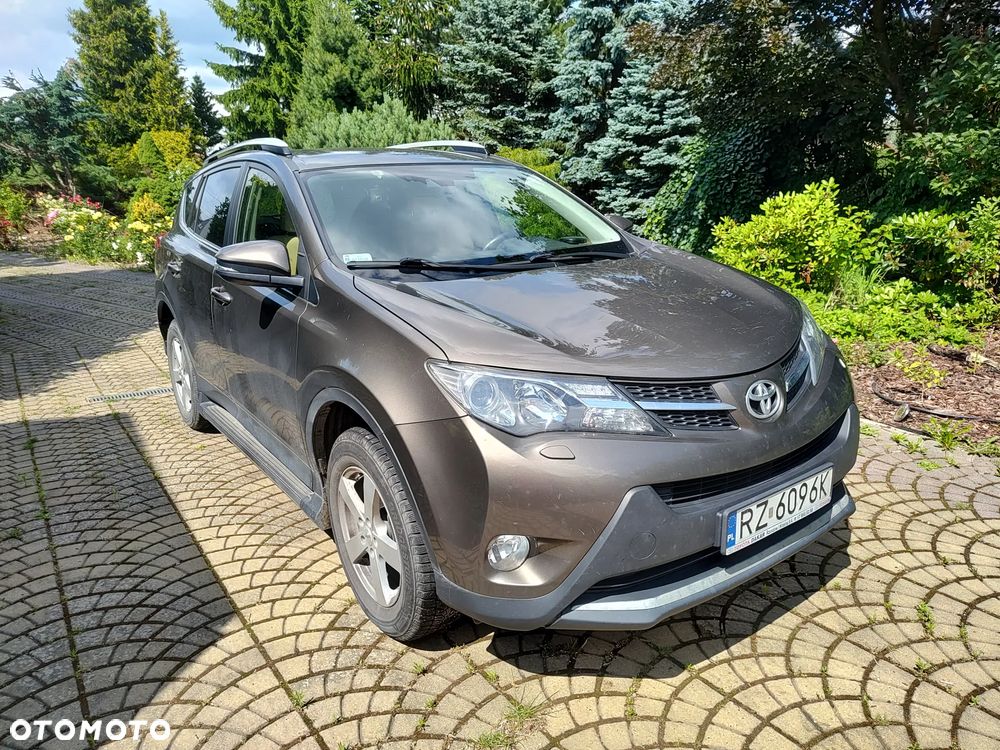 Toyota RAV4 - 11
