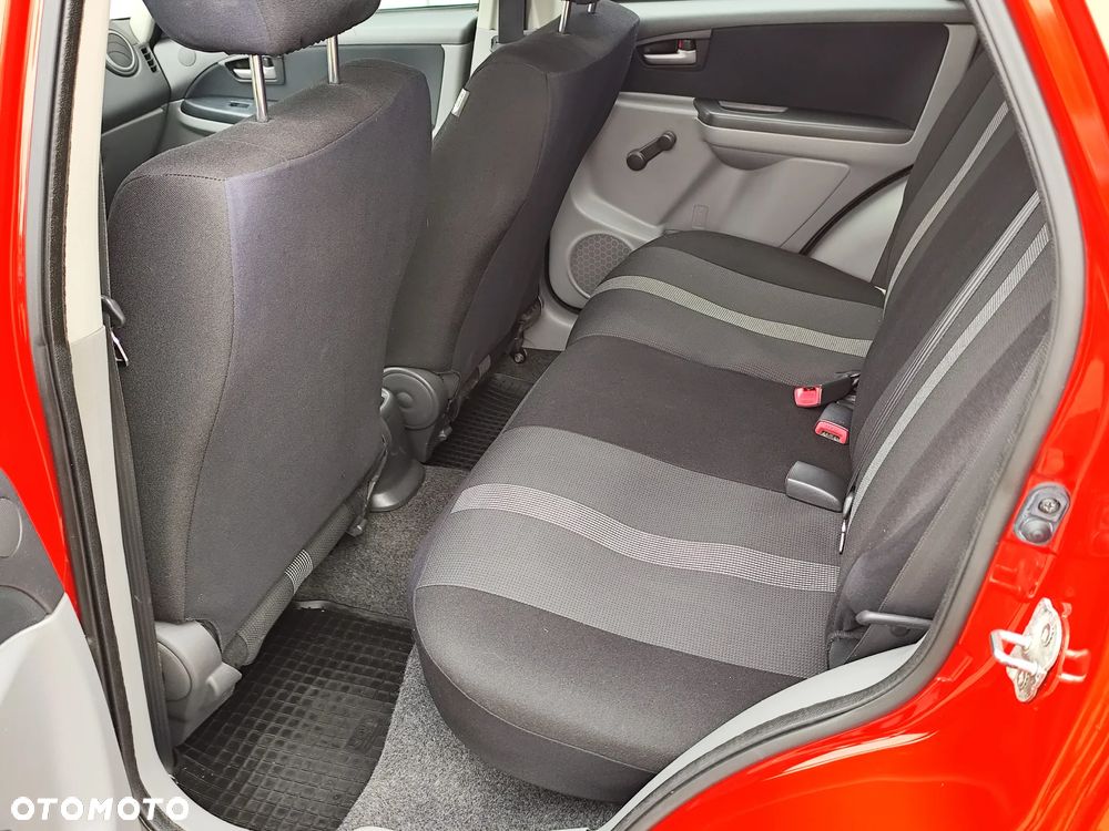 Suzuki SX4 1.5 - 10