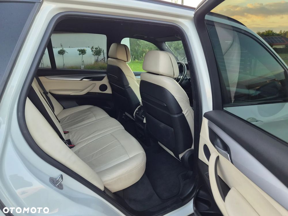 BMW X5 xDrive25d Sport-Aut - 14