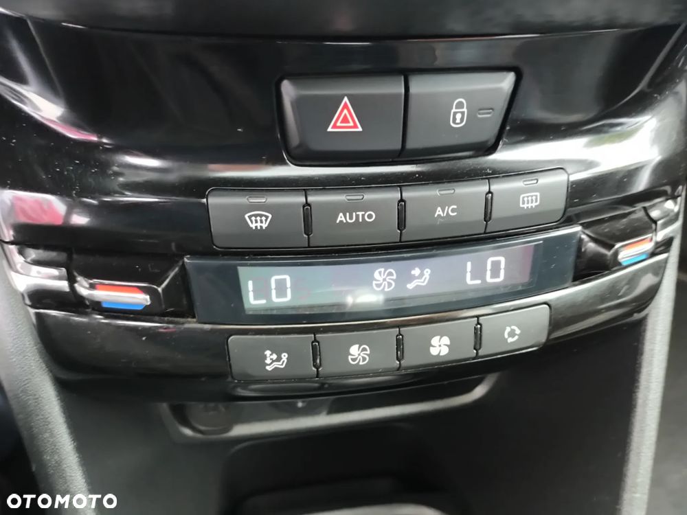 Peugeot 2008 1.6 BlueHDi Crossway S&S - 33