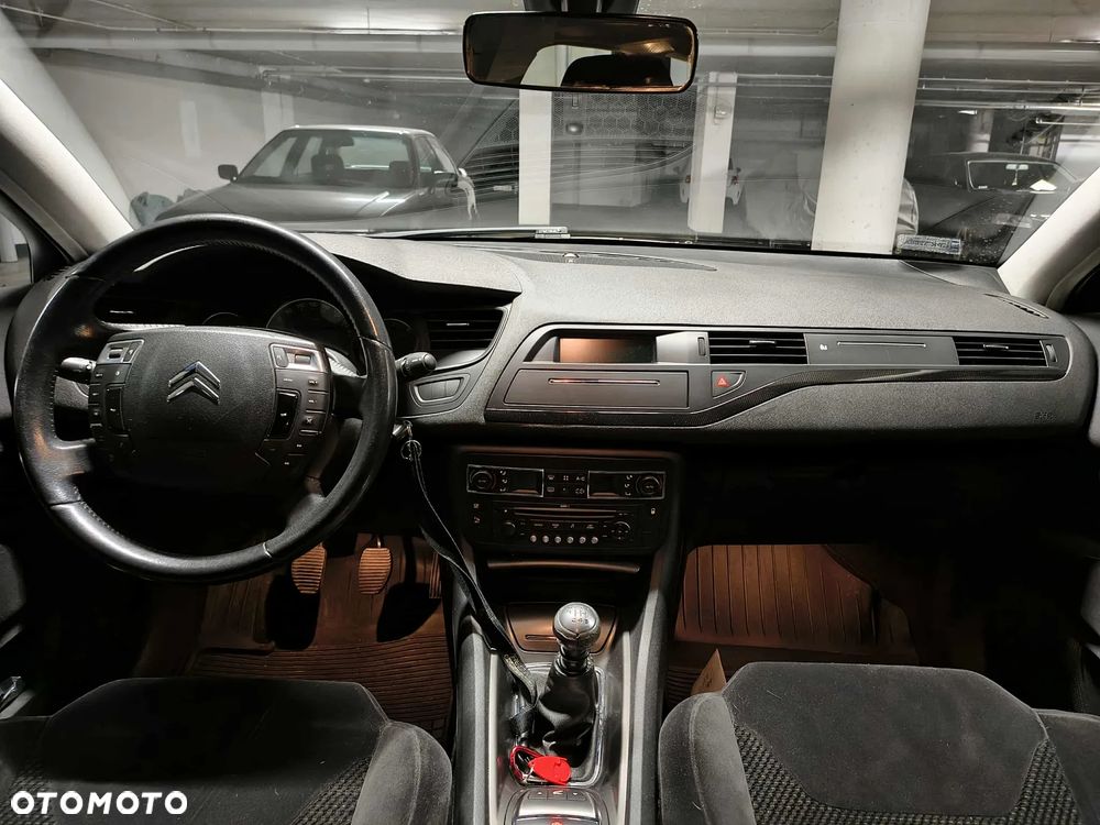 Citroën C5 2.0 HDi Confort - 7