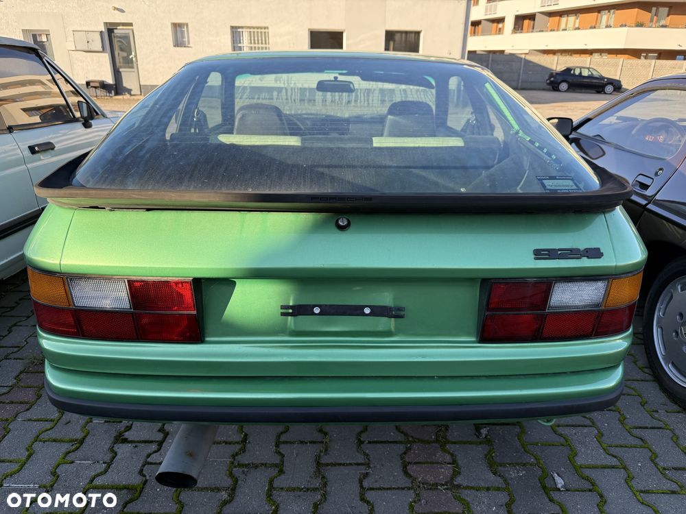 Porsche 924 - 5