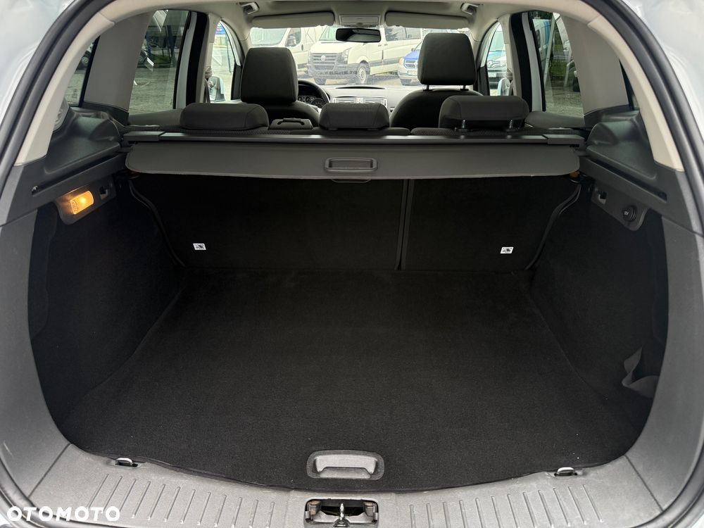 Ford Kuga 2.0 TDCi 2x4 SYNC - 26