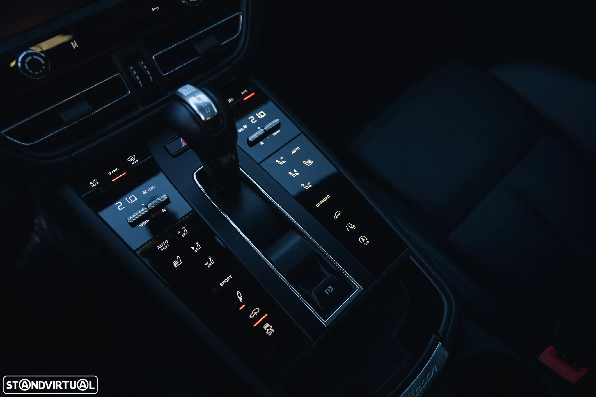 Porsche Macan - 25