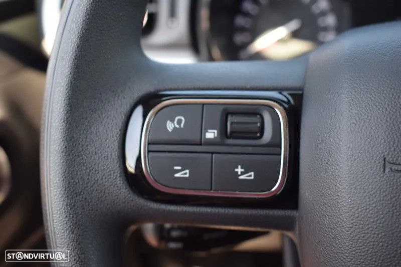 Citroën C3 1.2 PureTech Shine EAT6 - 22