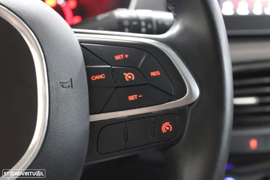 Fiat Tipo Station Wagon 1.3 M-Jet Lounge - 21
