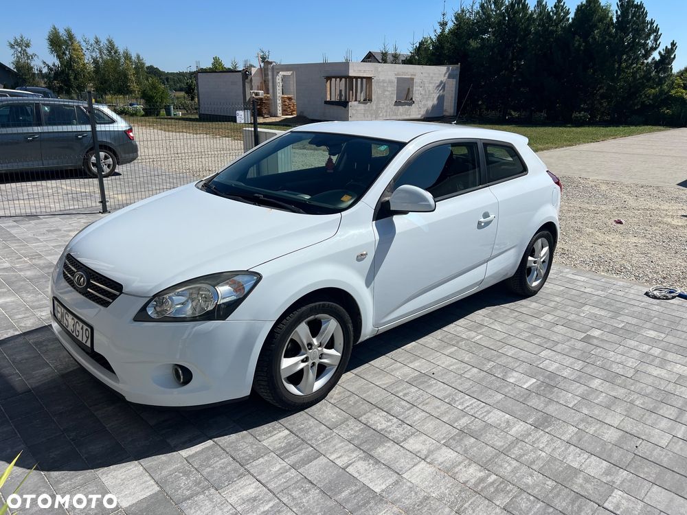 Kia Ceed 1.6 Comfort - 1