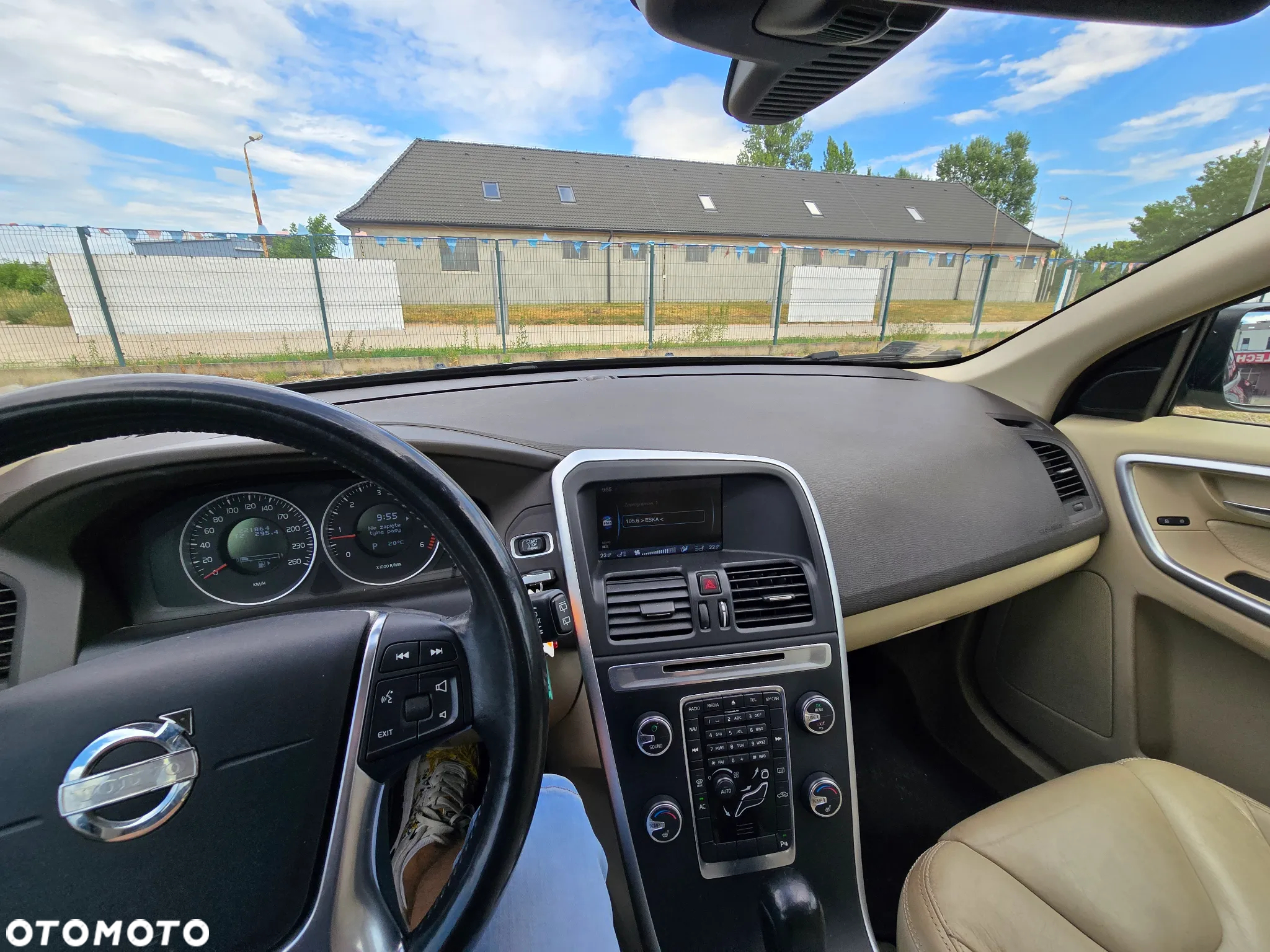Volvo XC 60 D3 Momentum - 24