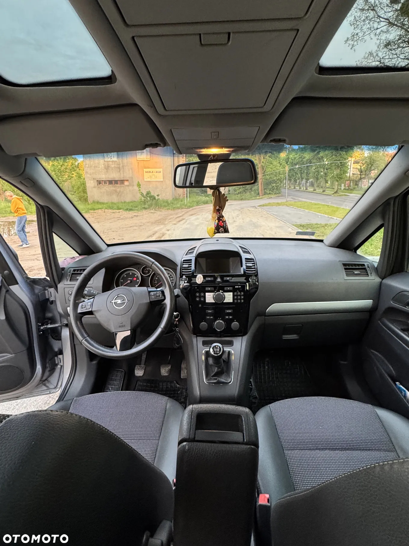 Opel Zafira - 17