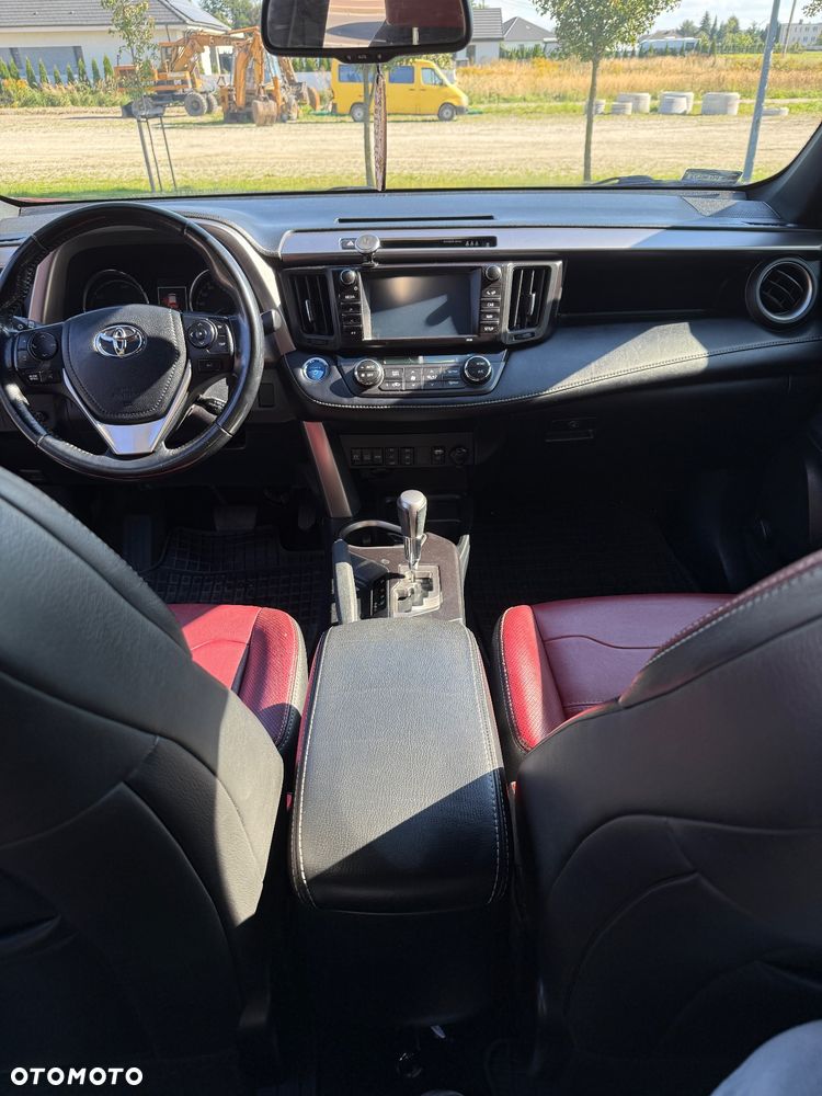Toyota RAV4 Hybrid Premium 4x2 - 19