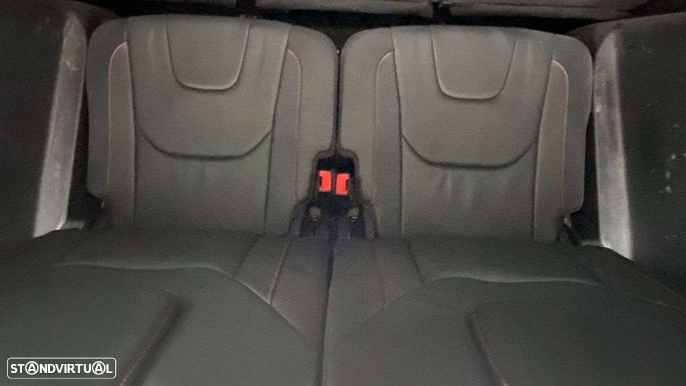 Ford S-Max - 14