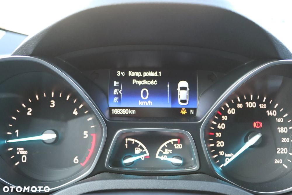 Ford Kuga 2.0 TDCi 2x4 Business Edition - 36