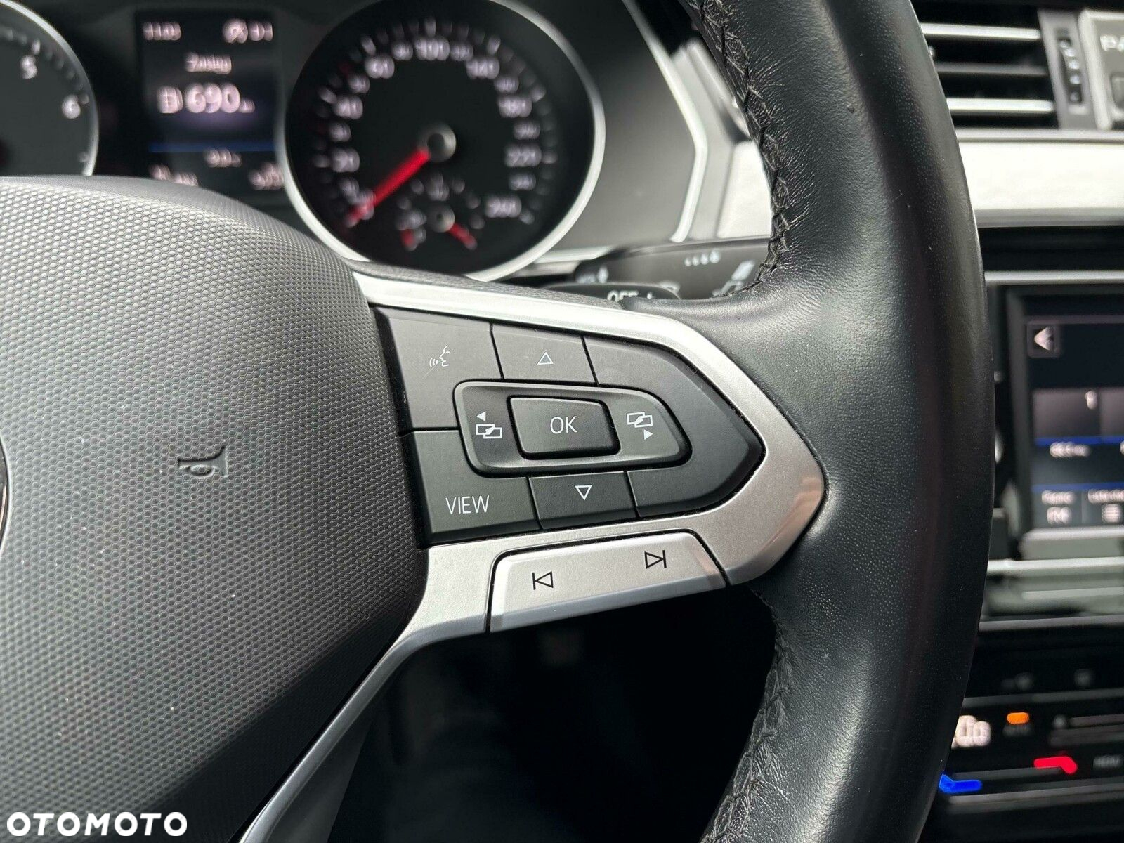 Volkswagen Passat 1.5 TSI EVO Business DSG - 14