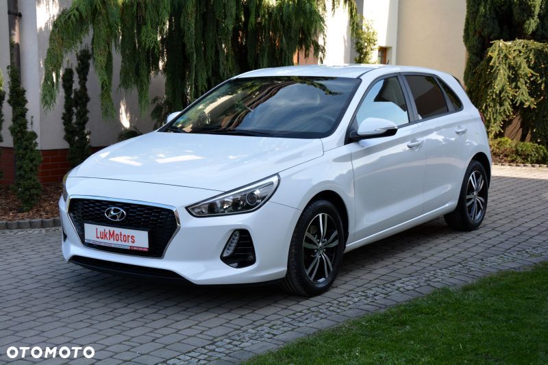 Hyundai i30 1.4 Comfort - 24