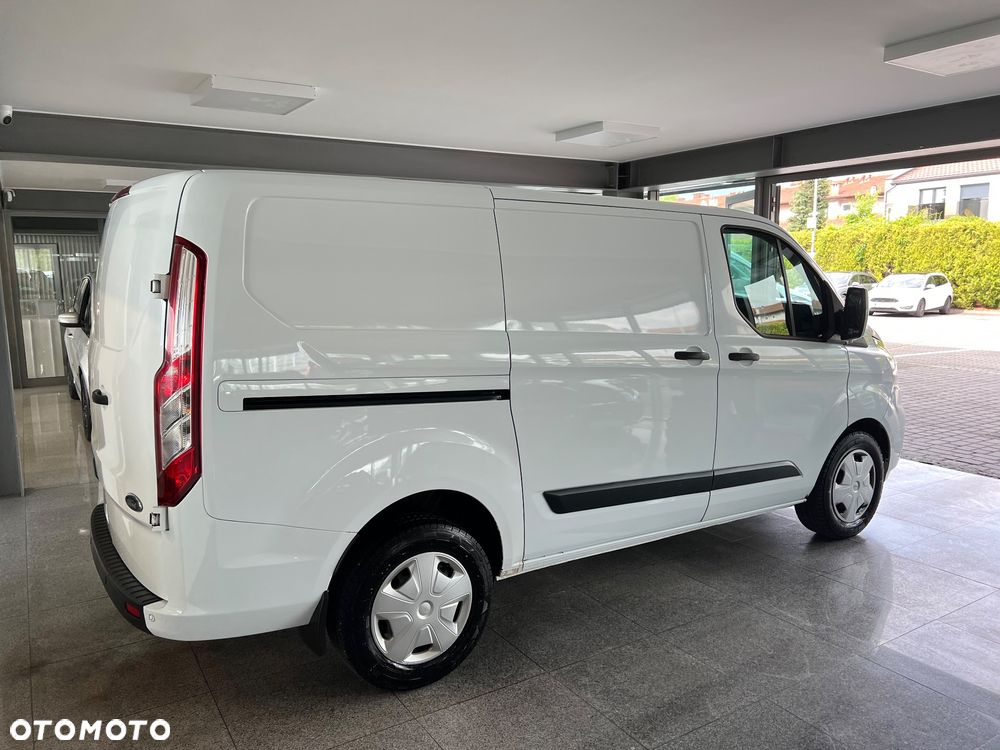 Ford Transit Custom - 16