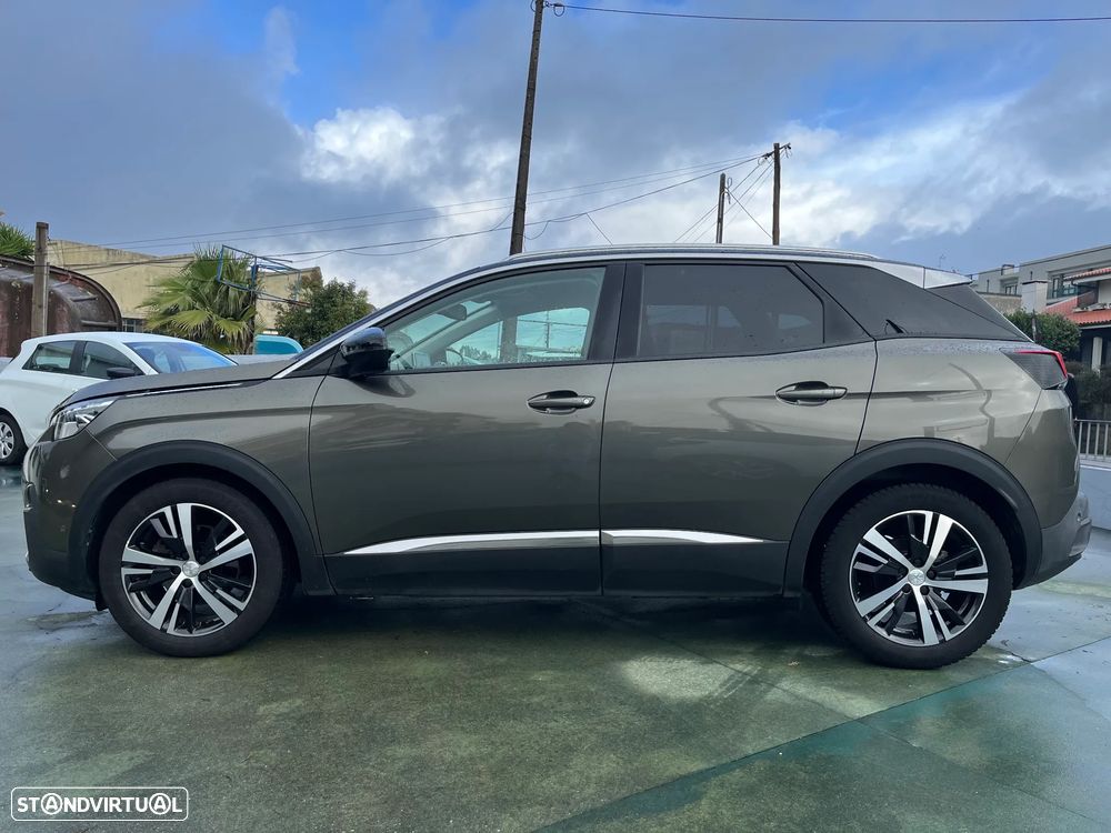 Peugeot 3008 1.2 PureTech Allure EAT6 - 4