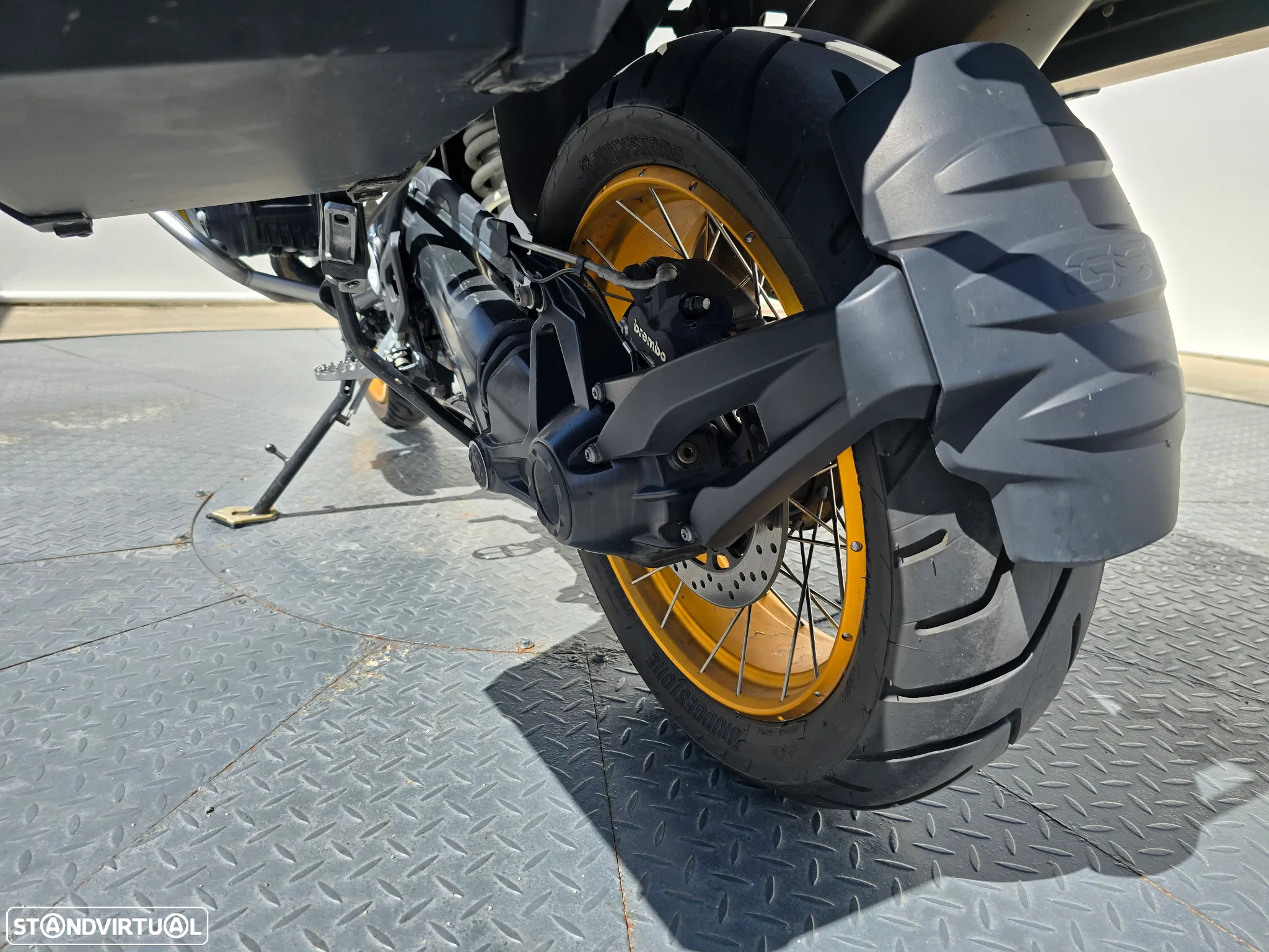 BMW R 1250 GS Adventure 40 years - 18