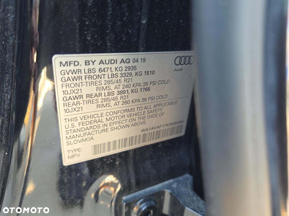 Audi Q8 55 TFSI quattro tiptronic - 15