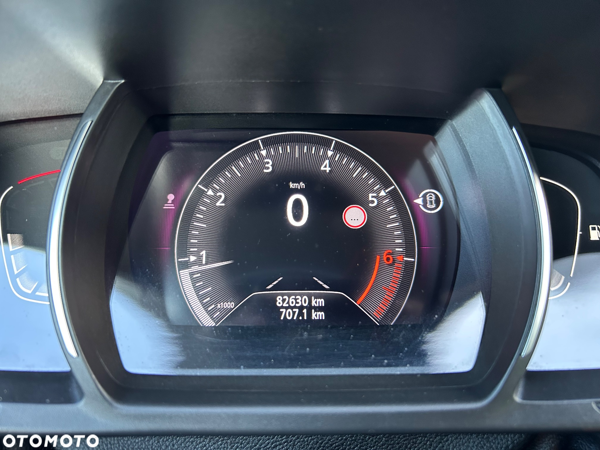 Renault Grand Scenic ENERGY TCe 140 LIMITED - 21