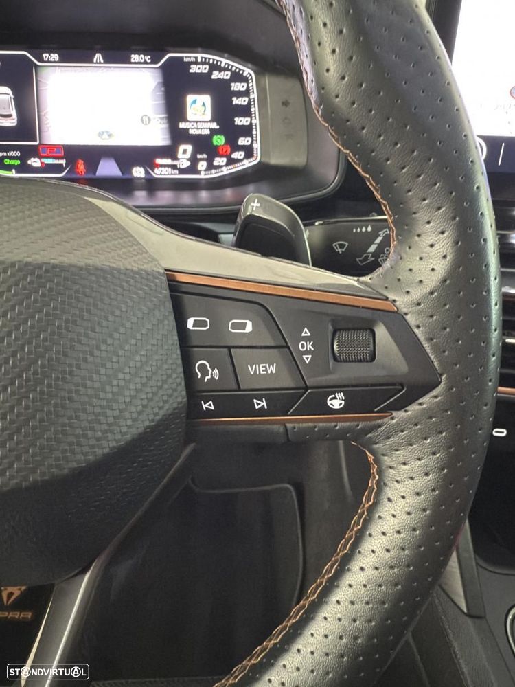 Cupra Formentor 1.4 e-Hybrid Sport DSG - 22