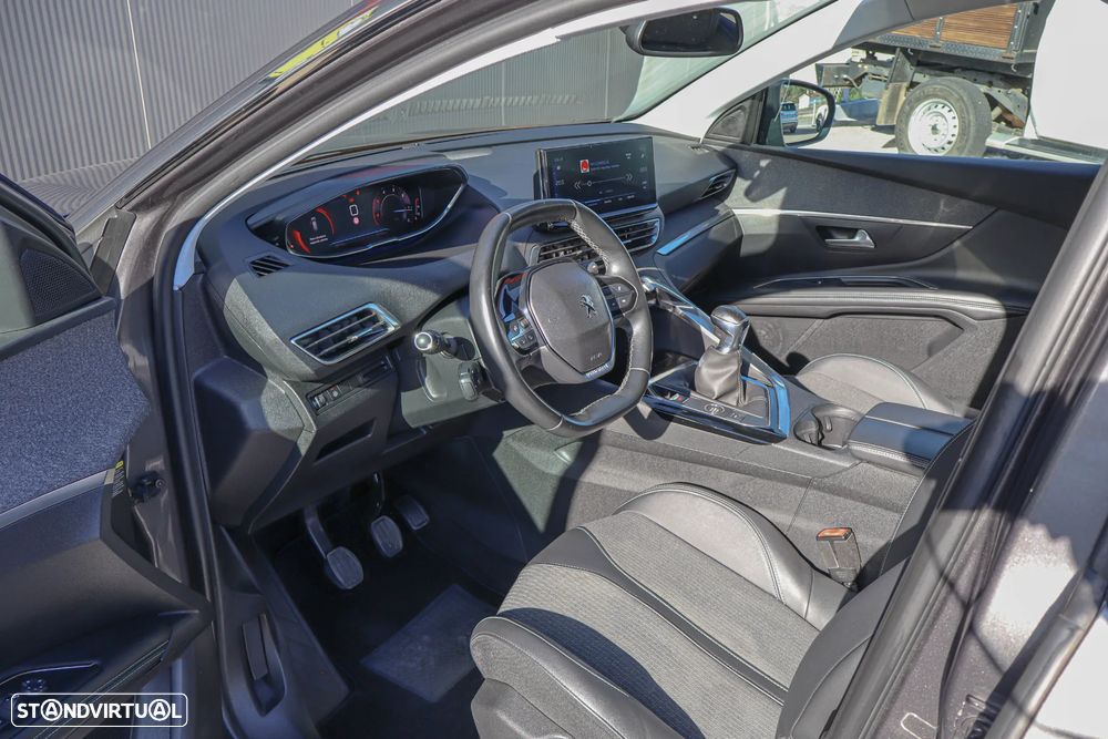 Peugeot 3008 1.5 BlueHDi Allure - 9