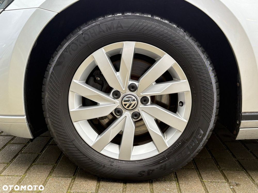 Volkswagen Passat 1.5 TSI EVO Essence DSG - 10