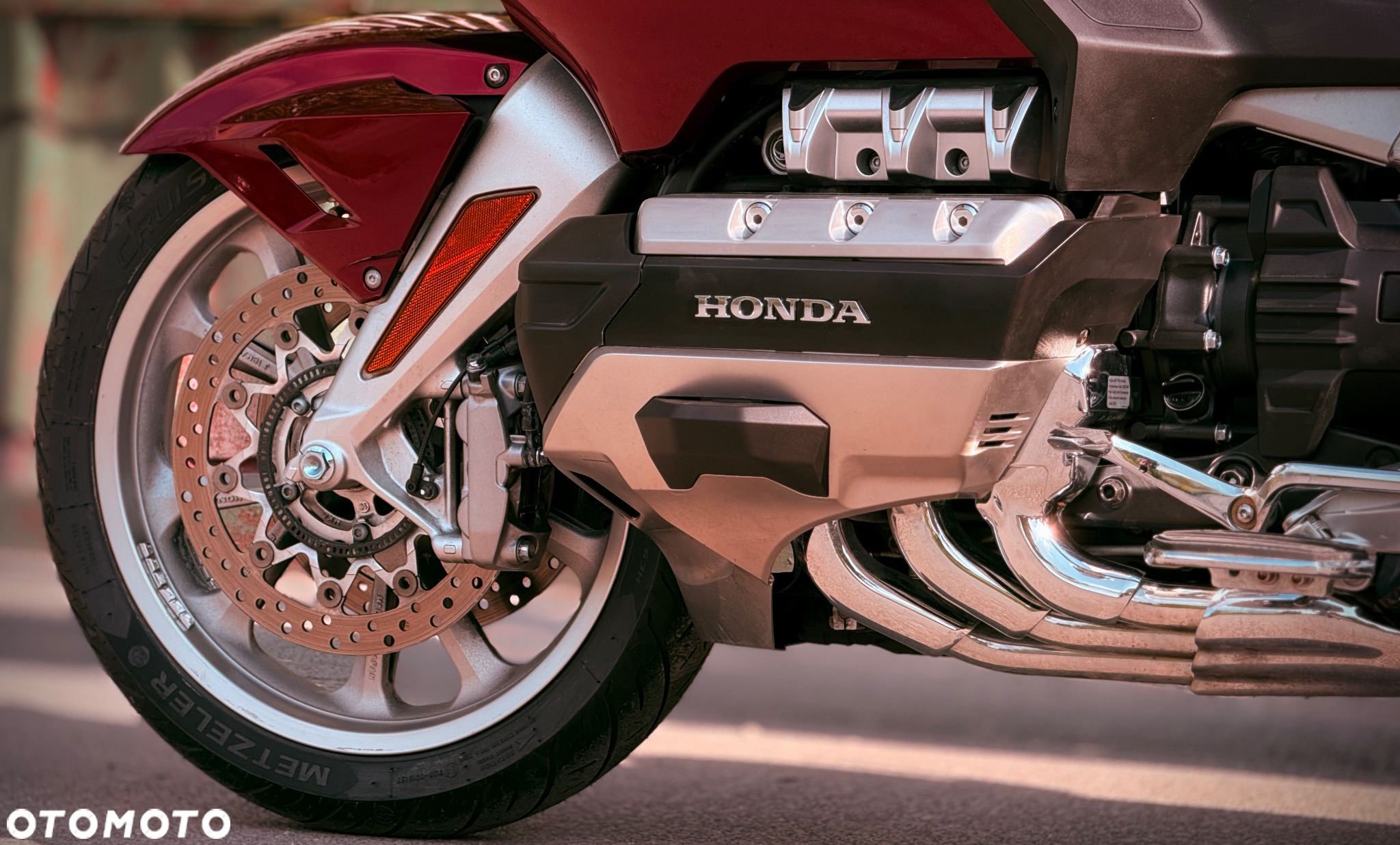 Honda GL - 12