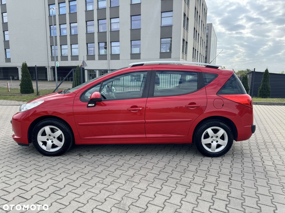Peugeot 207 2008 photo 5