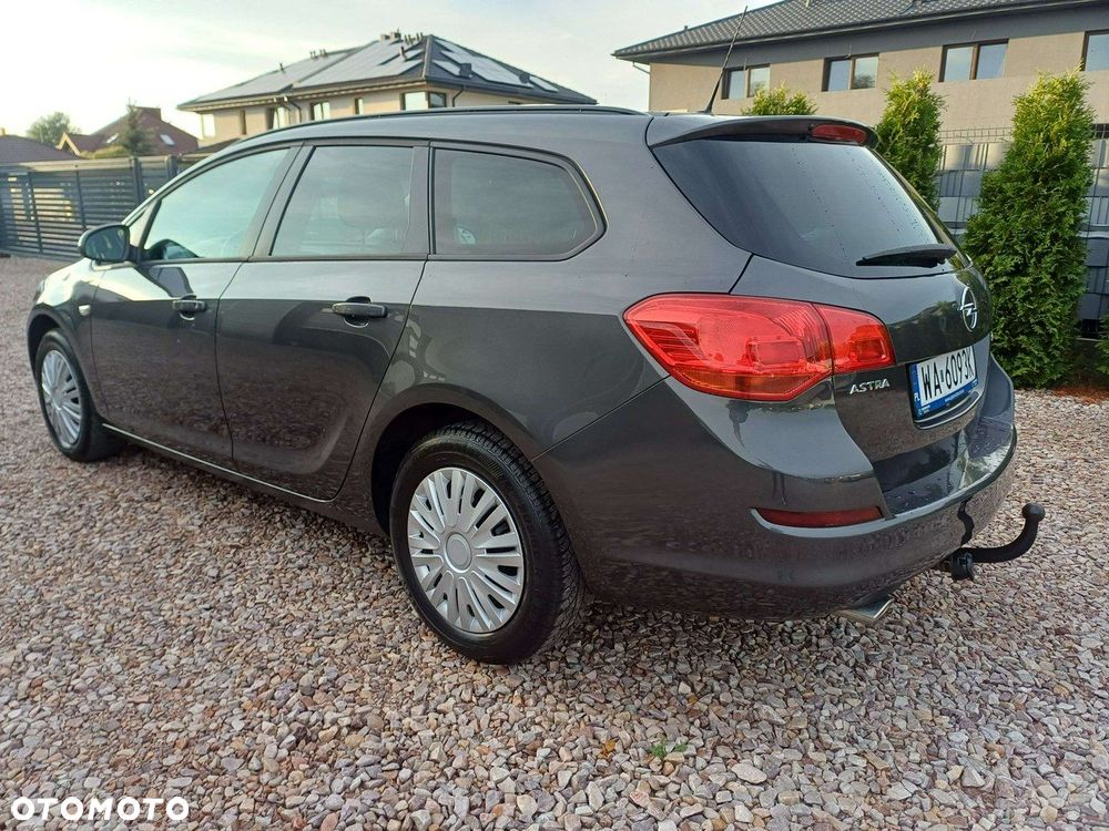 Opel Astra - 10