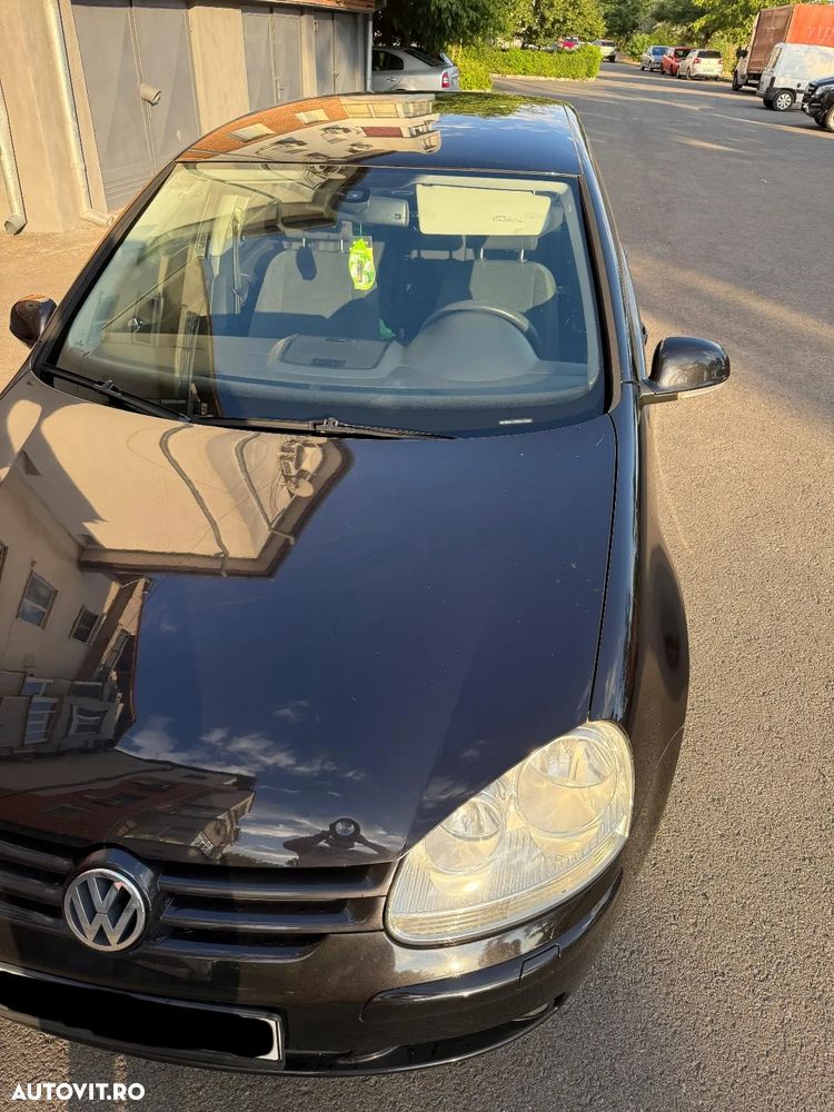 Volkswagen Golf - 5