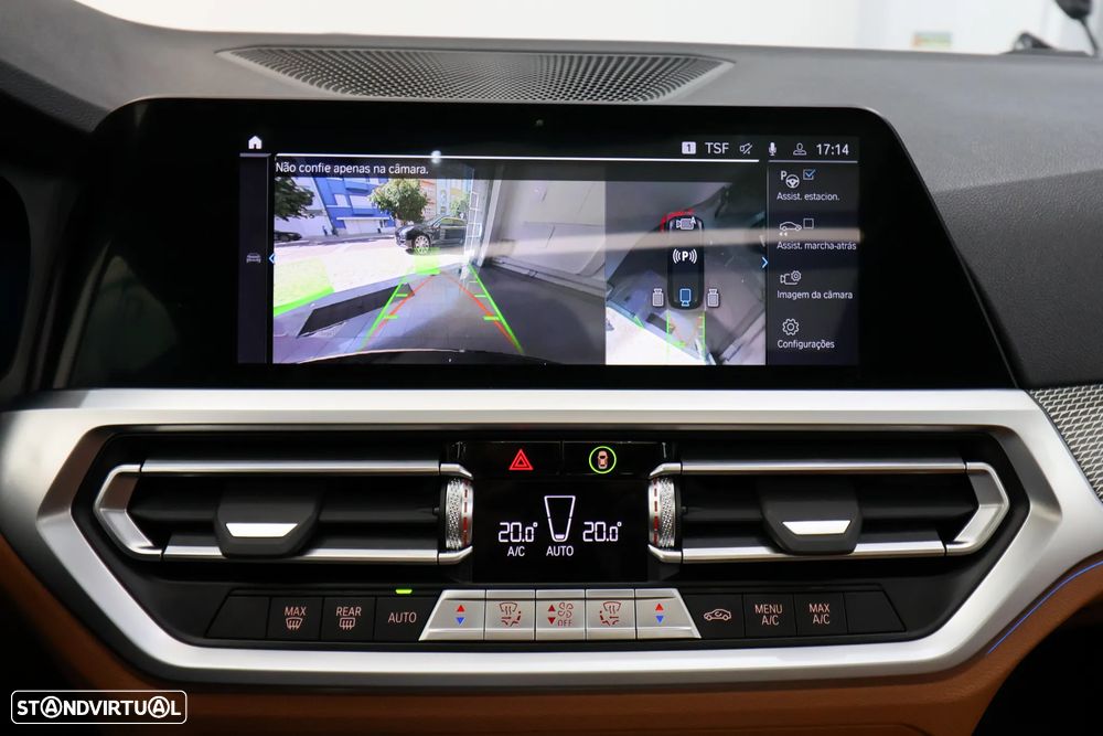 BMW 320 e Pack Desportivo M Auto - 25