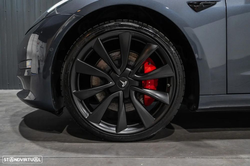 Tesla Model 3 Performance Dual Motor AWD - 28