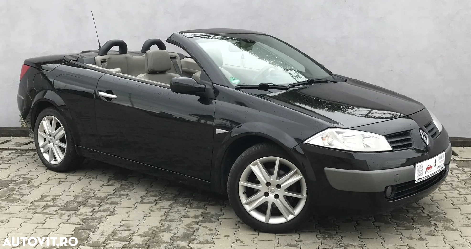 Renault Megane 2.0 Turbo Coupe-Cabriolet Privilege - 2