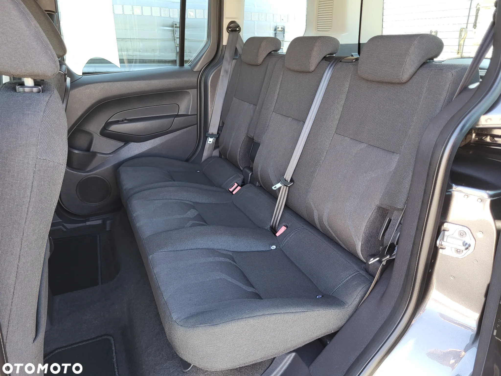 Ford Tourneo Connect 1.0 EcoBoost Start-Stop Trend - 25