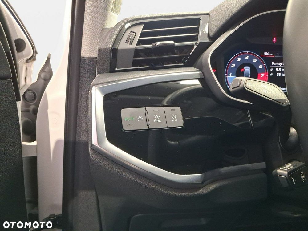 Audi Q3 Sportback - 21