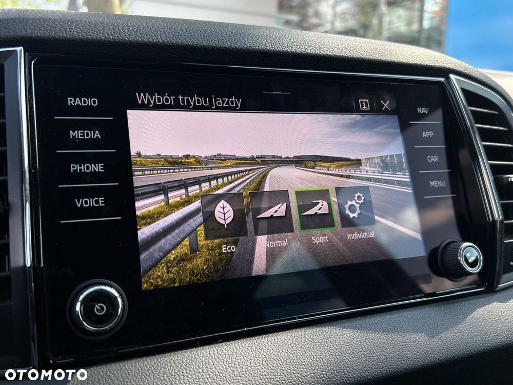 Skoda Karoq 1.5 TSI ACT Ambition DSG - 28
