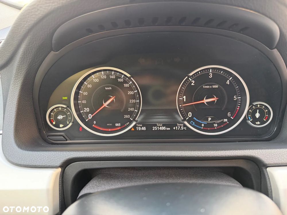 BMW Seria 5 - 13