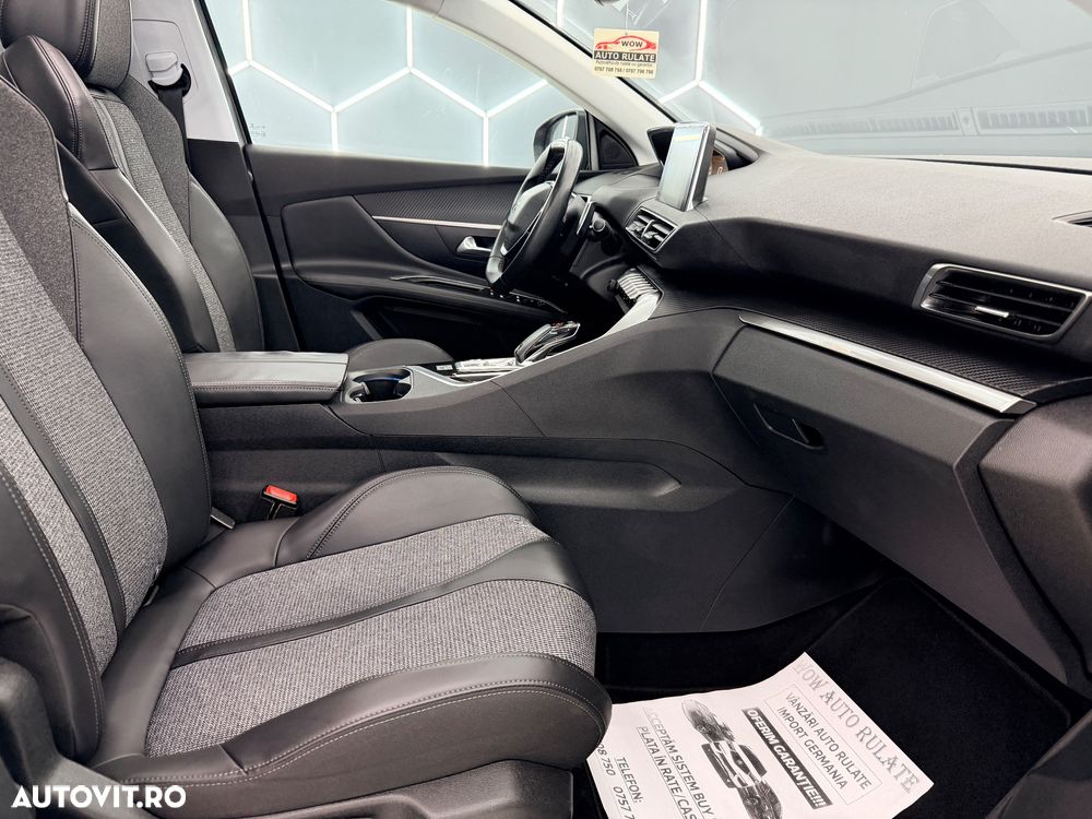 Peugeot 3008 1.2 PureTech Turbo S&S EAT6 Allure - 15