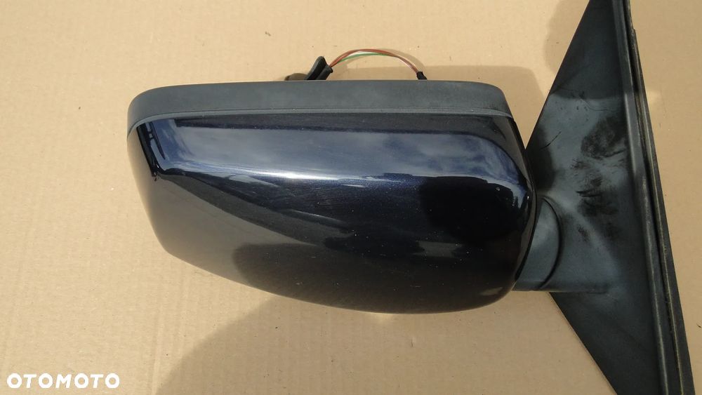 BMW 5 E60 E61 LUSTERKO PRAWE MONACOBLAU A35/5 4 PIN EUROPA - 5