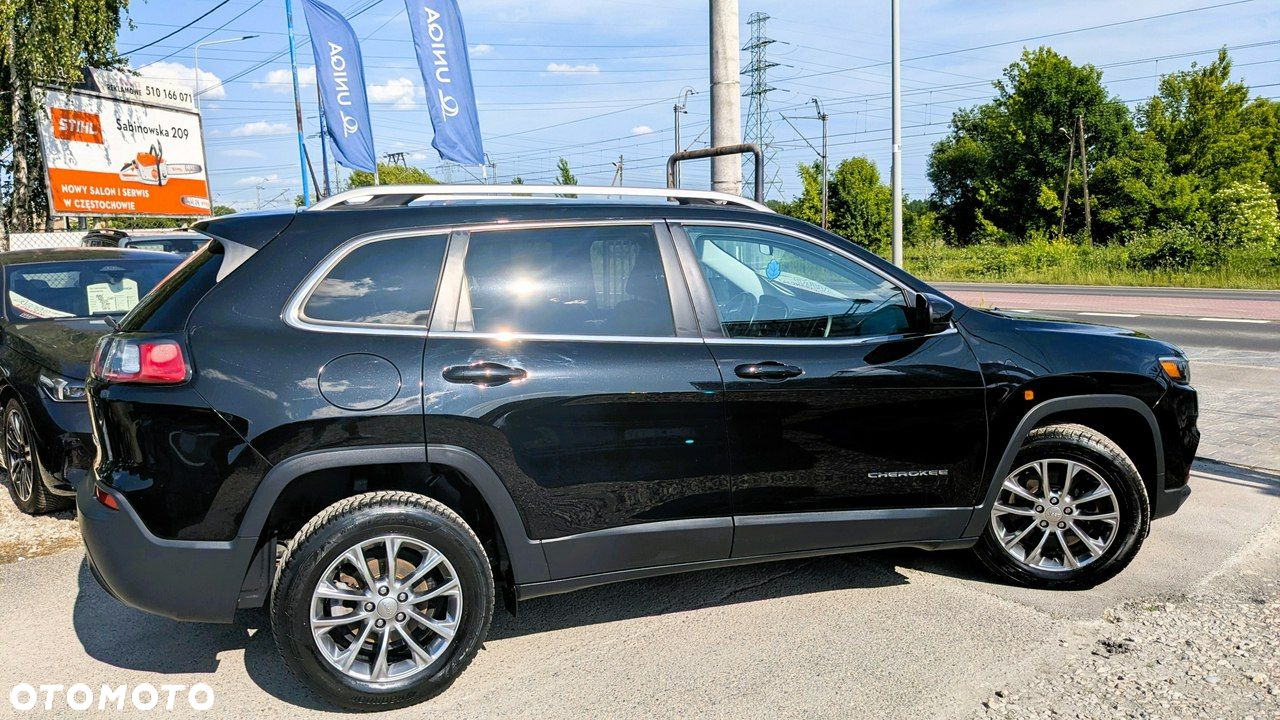 Jeep Cherokee - 6