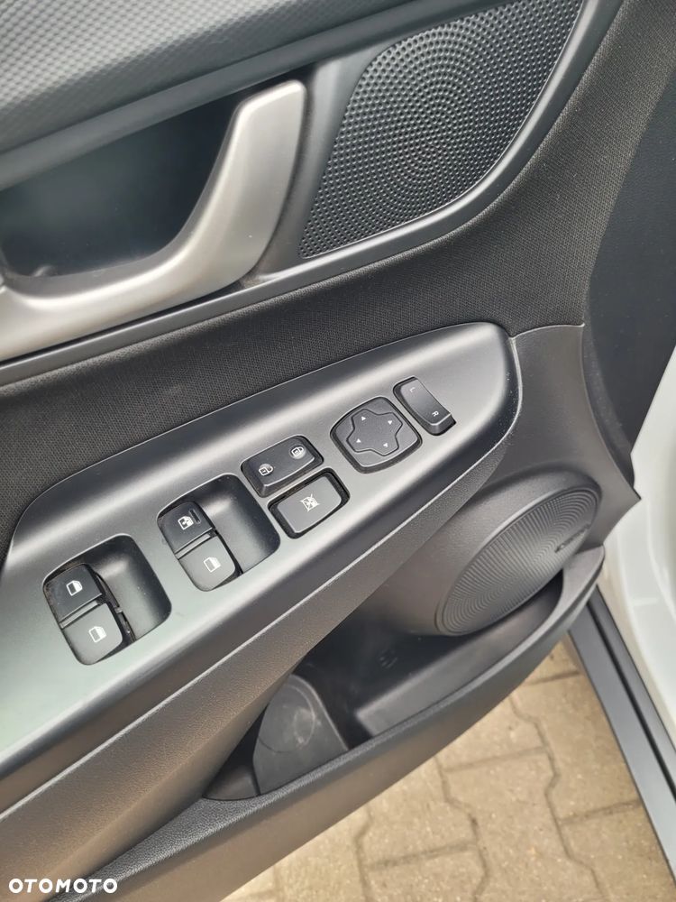 Hyundai Kona 1.0 T-GDI Premiere Style - 10