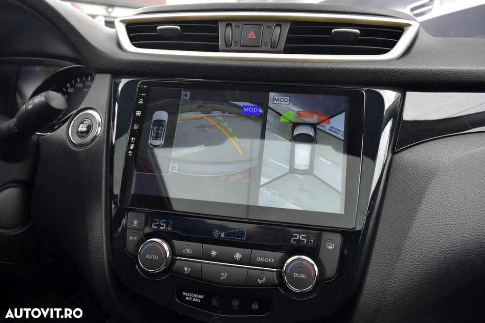 Nissan Qashqai 1.6 DCI TEKNA - 17