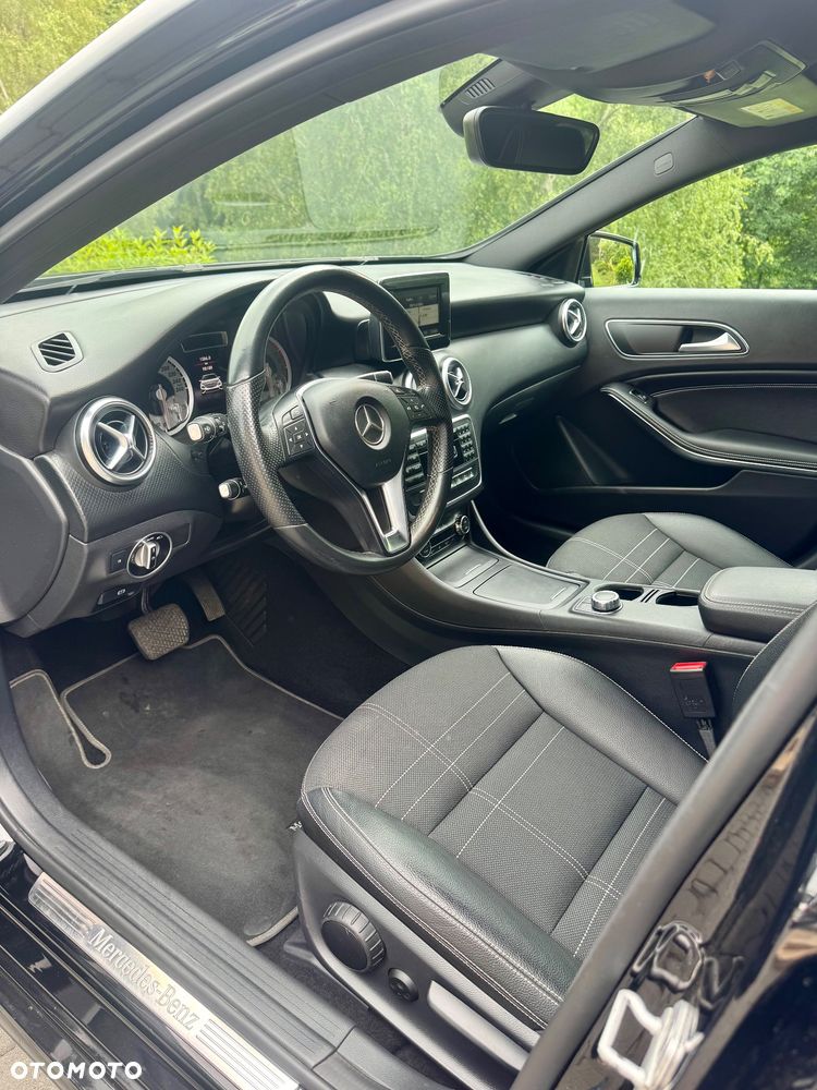 Mercedes-Benz Klasa A 180 (BlueEFFICIENCY) 7G-DCT Urban - 17